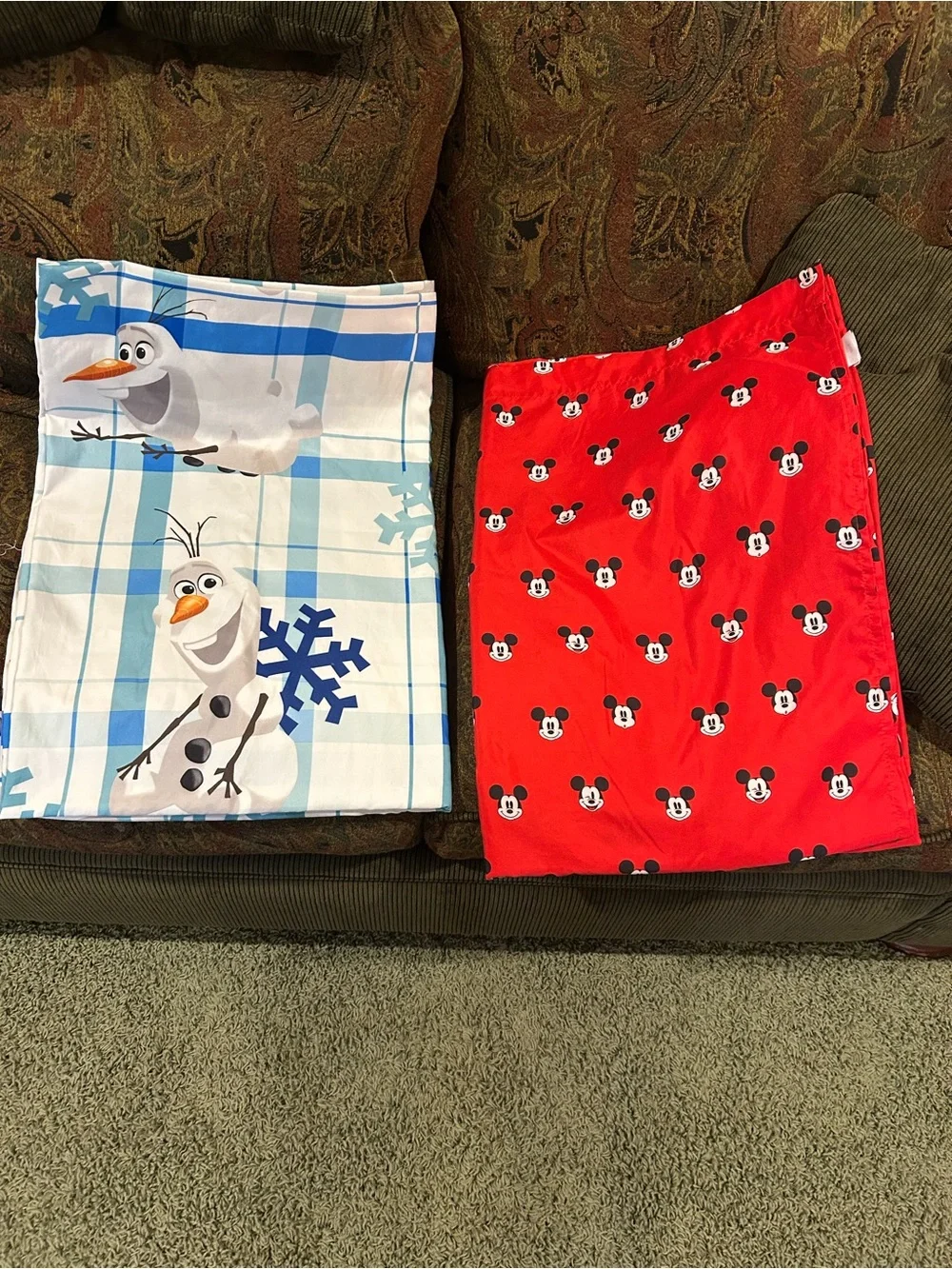 Disney Olaf & Mickey Patterned Kids Bedding Set - Red, Light Blue, White